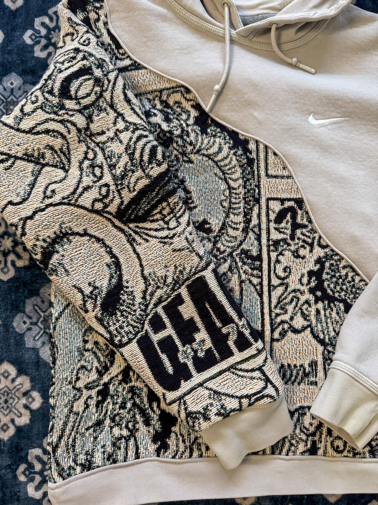 Upcycled Gear 5 x Nike (Small)